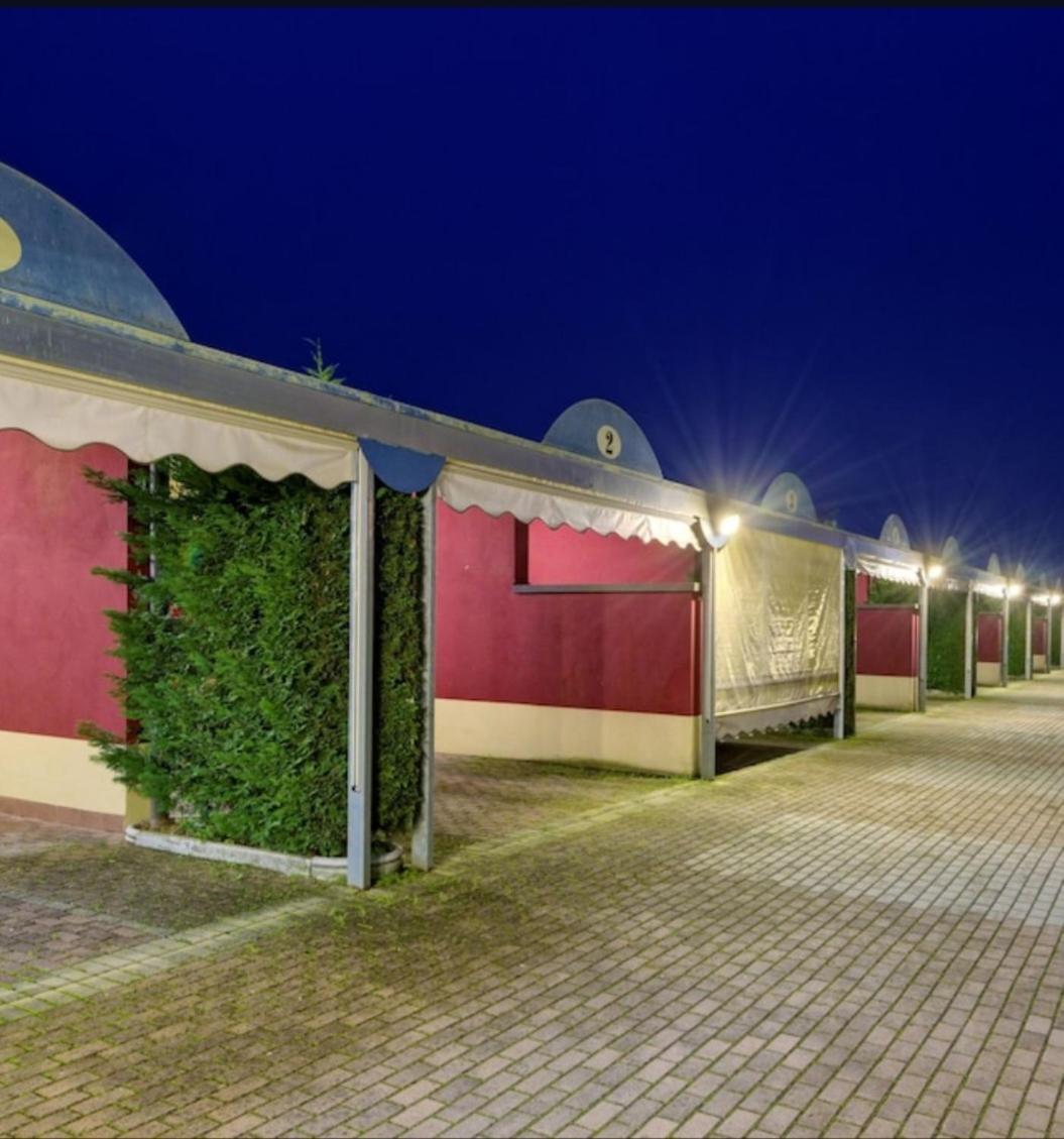 Hotel Motel Sporting Montodine Kültér fotó