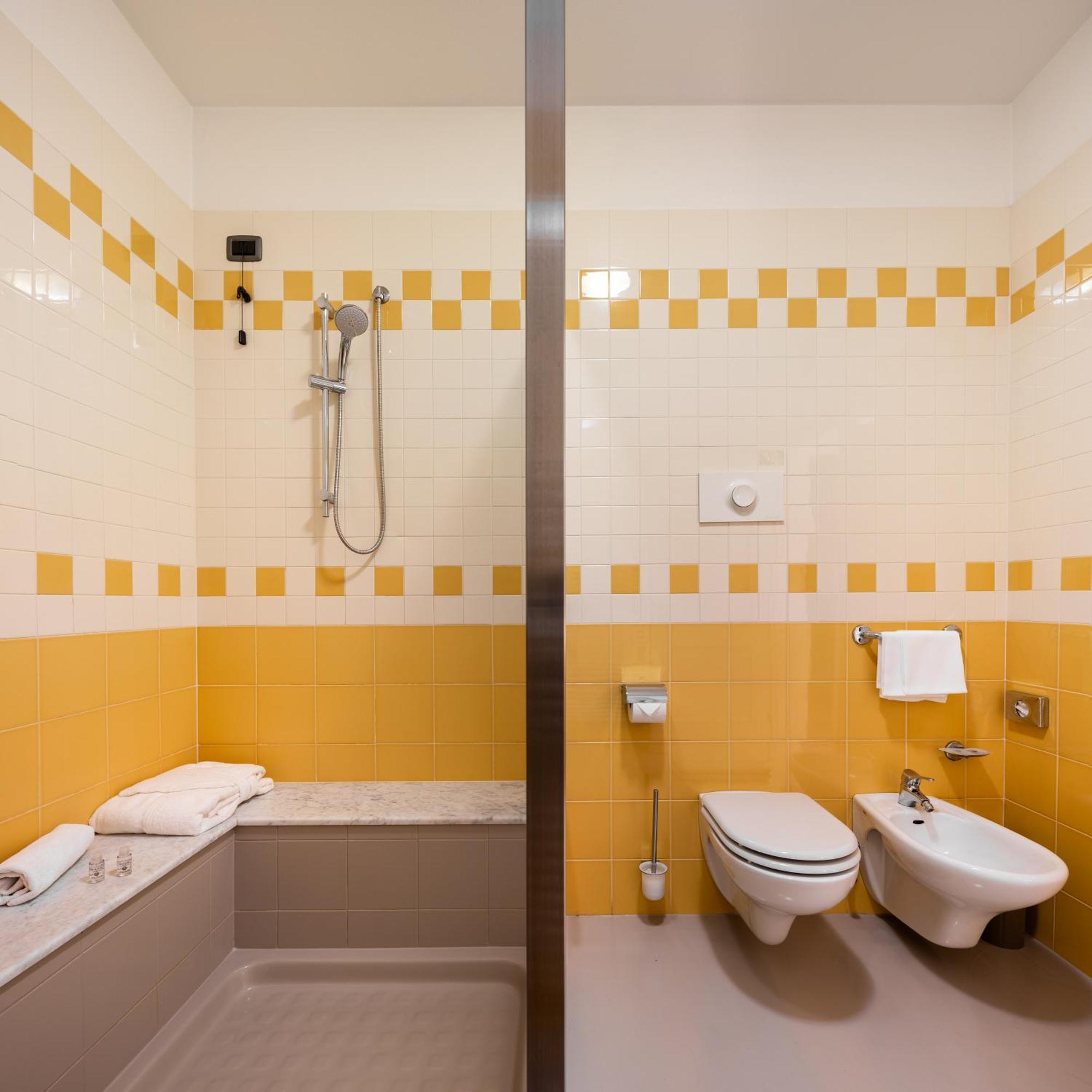 Hotel Motel Sporting Montodine Kültér fotó