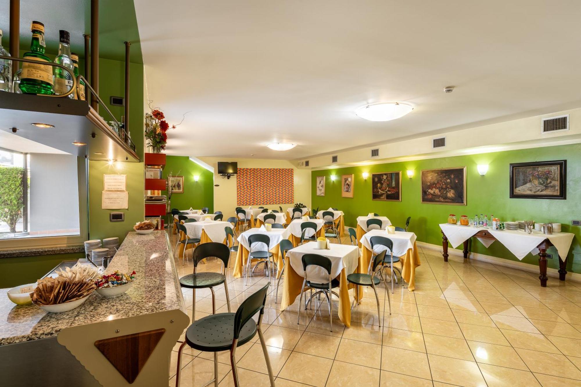 Hotel Motel Sporting Montodine Kültér fotó