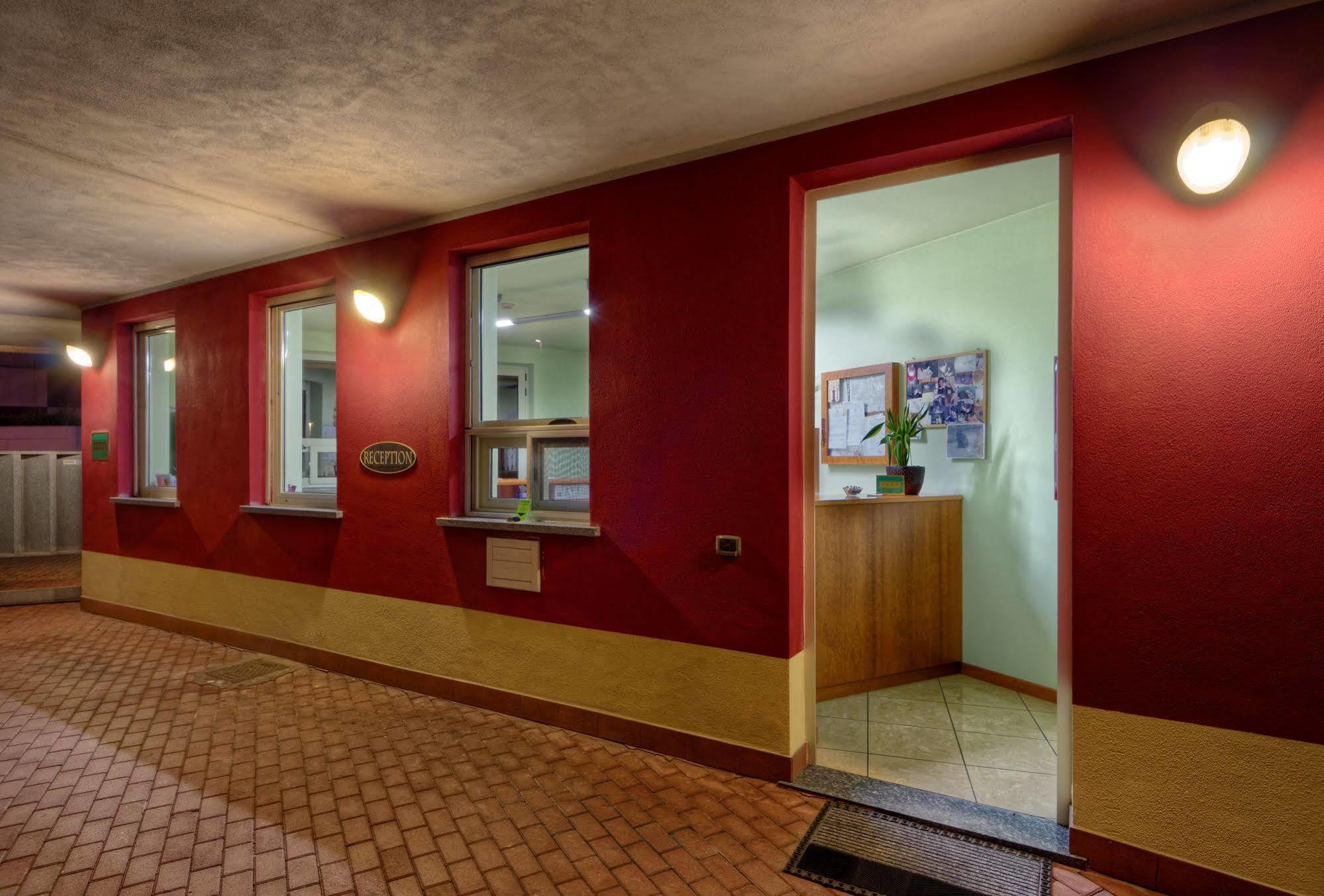 Hotel Motel Sporting Montodine Kültér fotó